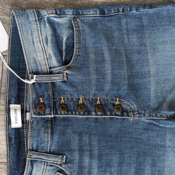 Sneak Peek High Rise 5 Button Fly Distressed Skinny Jeans Size 7/28 - Picture 10 of 16